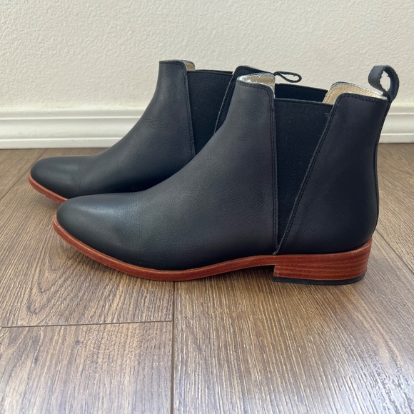 Nisolo Eva Everyday Chelsea Boot - Excellent Condition - Picture 4 of 7